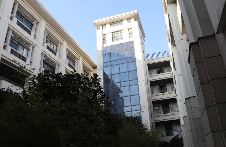 东审会计师事务所携手南京审计大学成立“东审-赵菲助梦基金”
